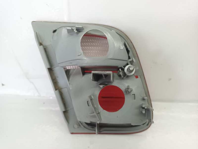 PILOTO TRASERO DERECHO