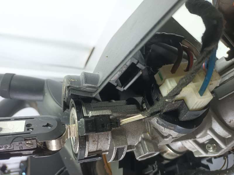 CONMUTADOR DE ARRANQUE