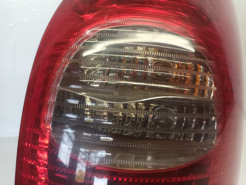 PILOTO TRASERO DERECHO