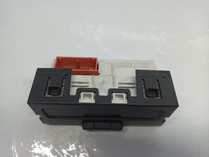 PANTALLA MULTIFUNCION