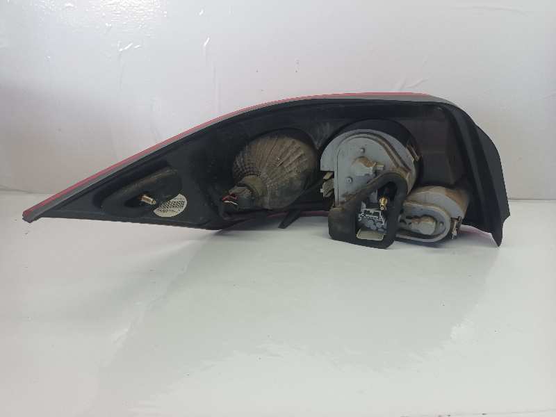 PILOTO TRASERO DERECHO