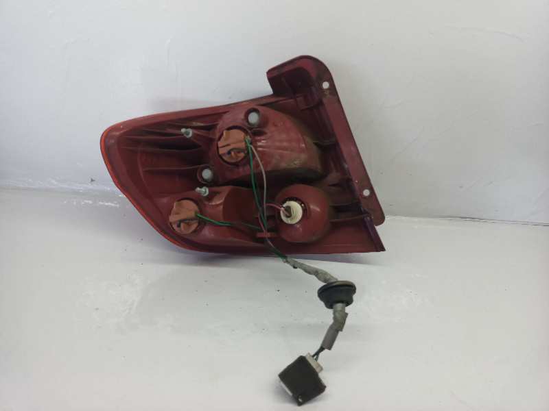 924021C010 PILOTO TRASERO DERECHO HYUNDAI GETZ (TB)