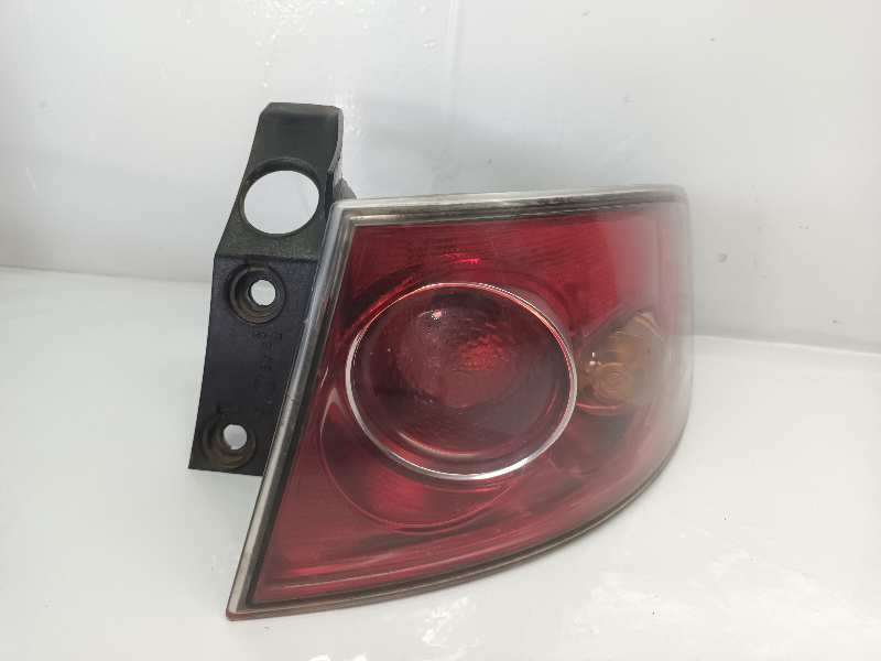 PILOTO TRASERO DERECHO