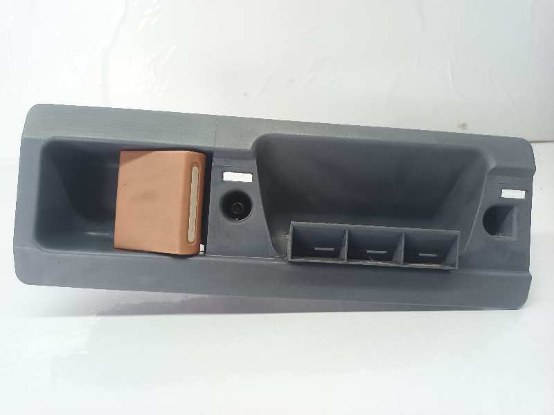 9017600361 MANETA INTERIOR TRASERA DERECHA MERCEDES CLASE V (W638)