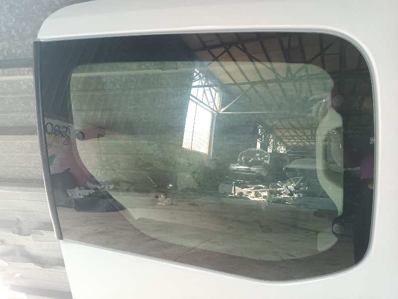 LUNA CUSTODIA TRASERA DERECHA