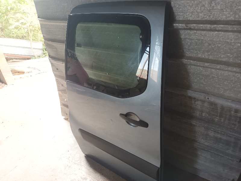 PUERTA LATERAL CORREDERA DERECHA