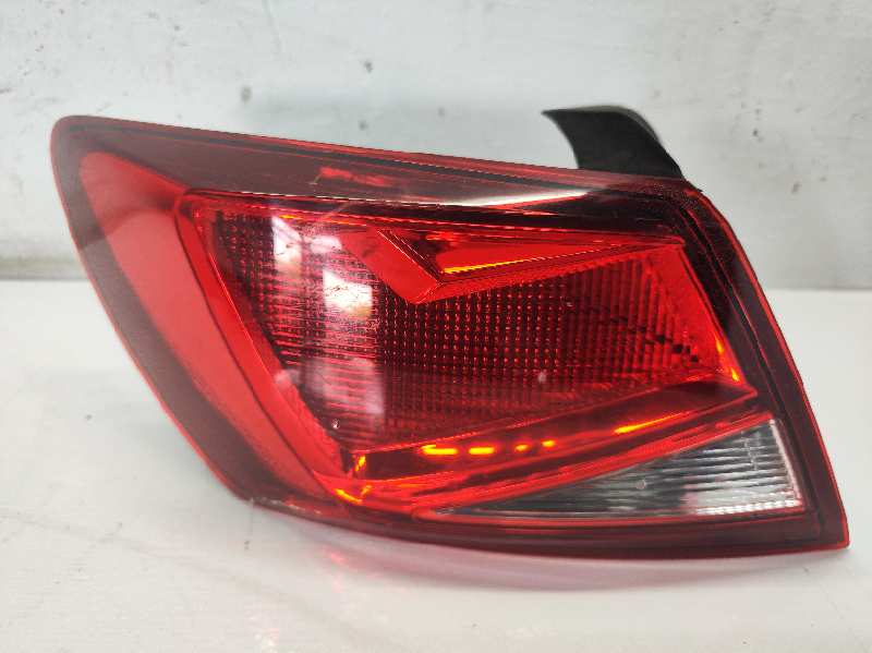 PILOTO TRASERO IZQUIERDO