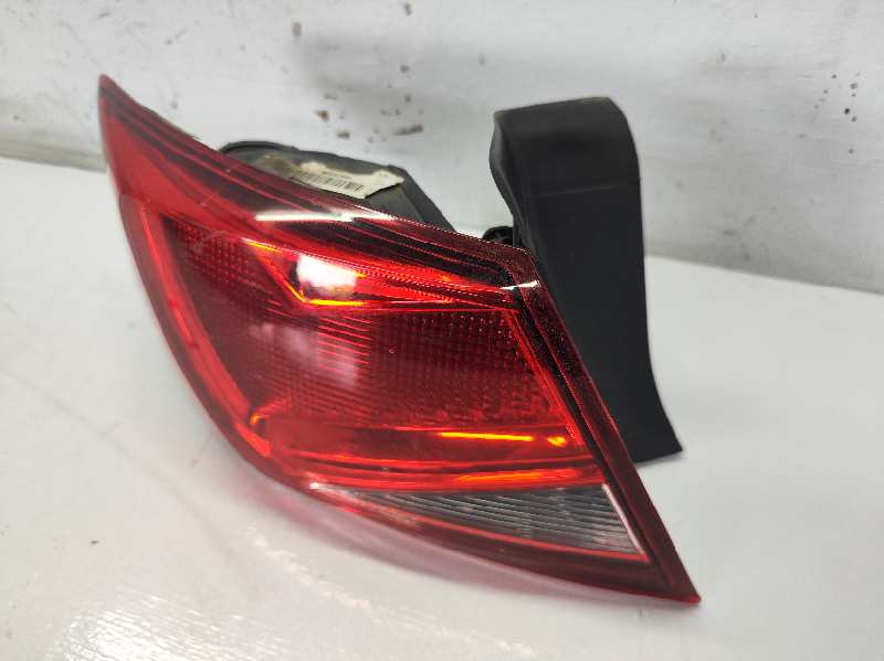 PILOTO TRASERO IZQUIERDO