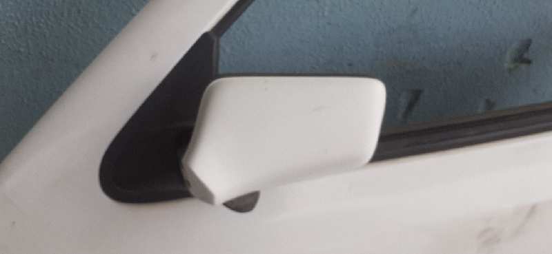 RETROVISOR IZQUIERDO