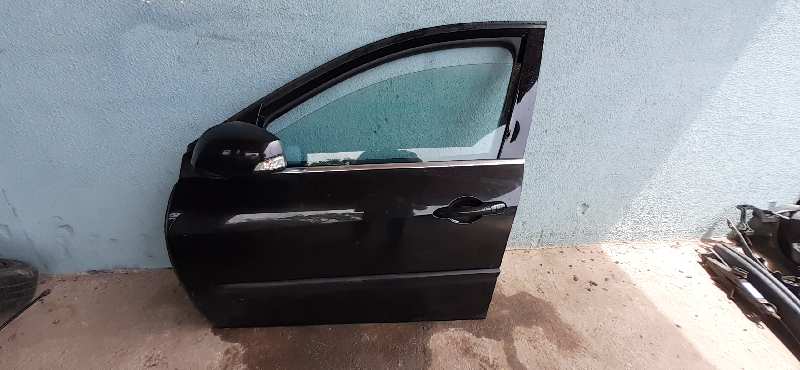 PUERTA DELANTERA IZQUIERDA