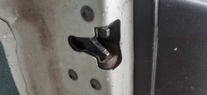 CERRADURA PUERTA DELANTERA IZQUIERDA 