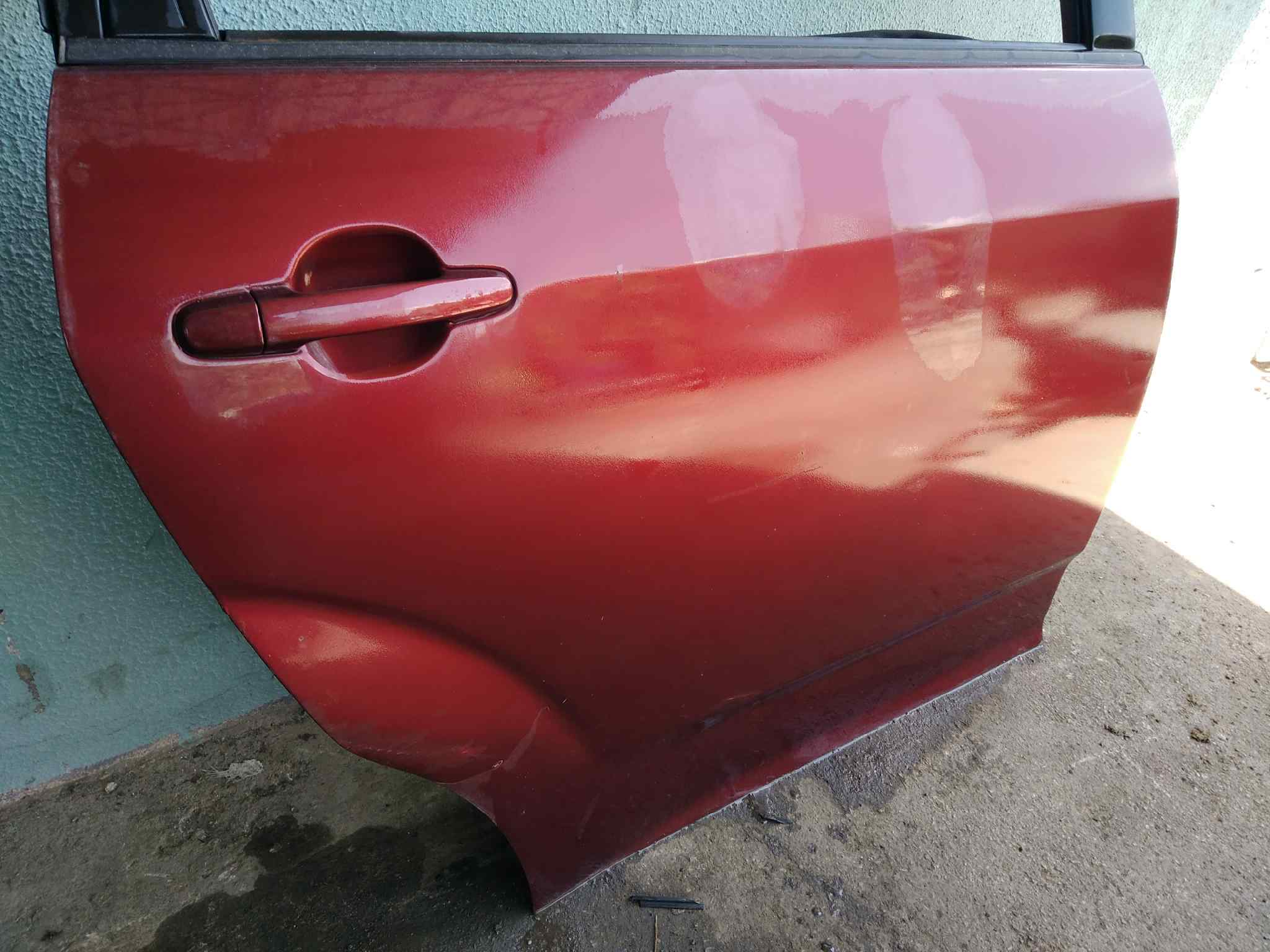 PUERTA TRASERA DERECHA