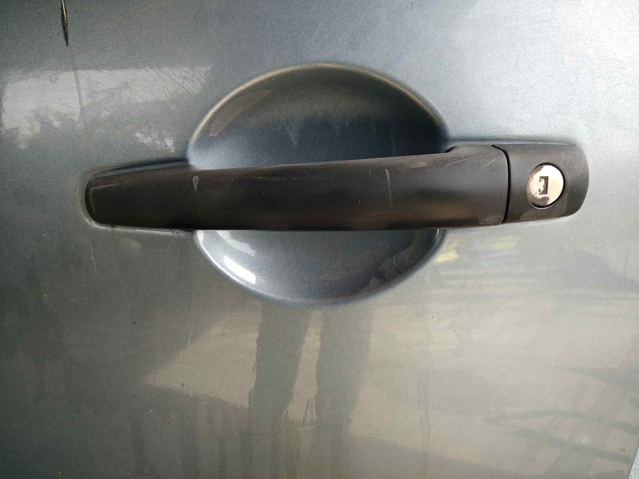 MANETA EXTERIOR DELANTERA IZQUIERDA