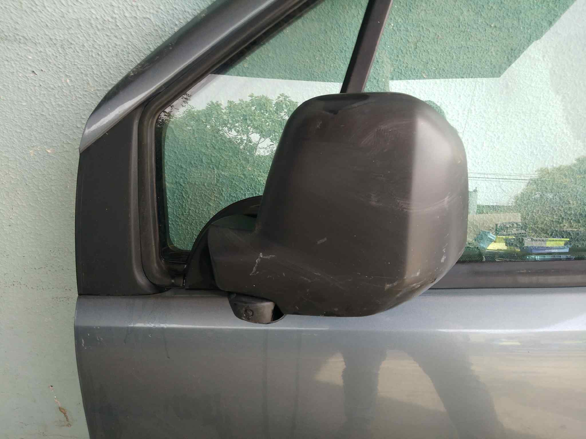 RETROVISOR IZQUIERDO