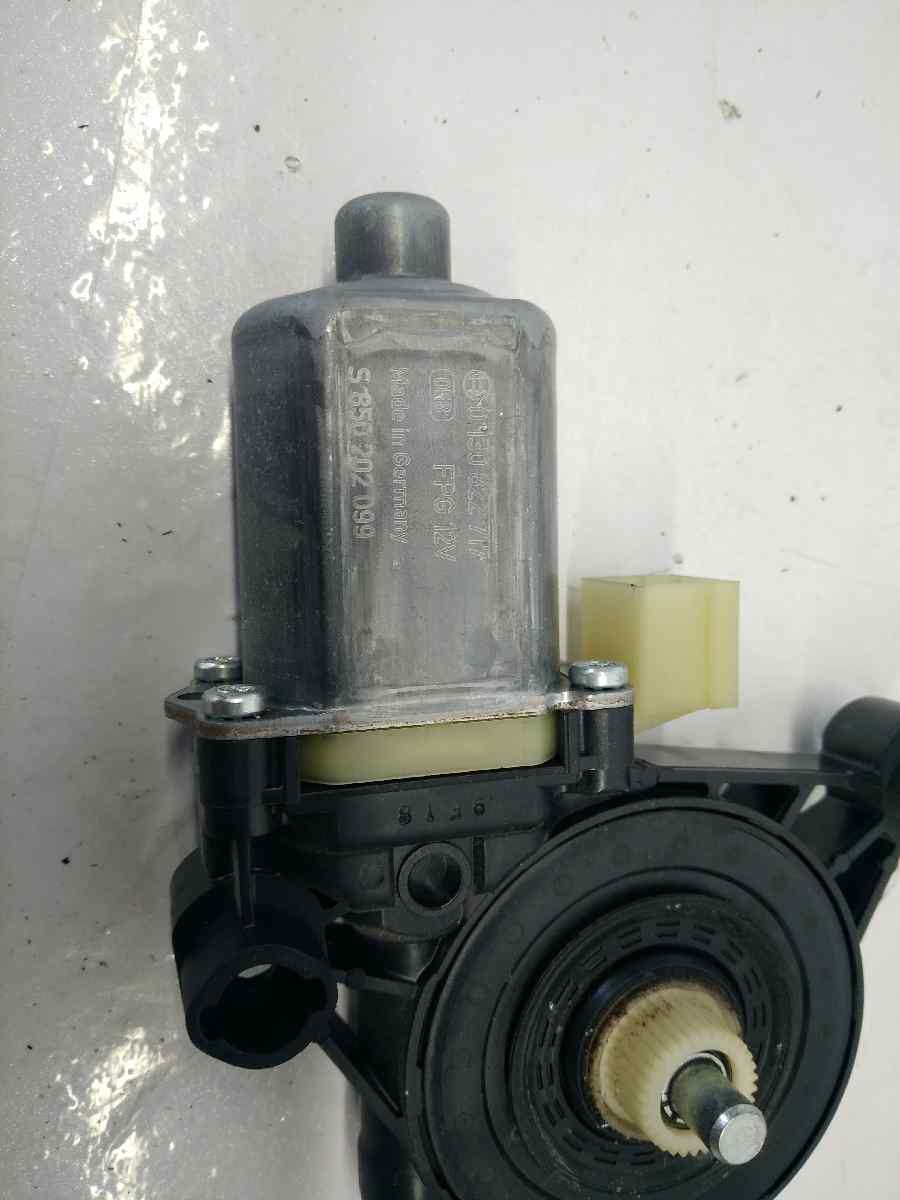 SEAT LEON SC (5F5) MOTOR ELEVALUNAS DELANTERO IZQUIERDO 