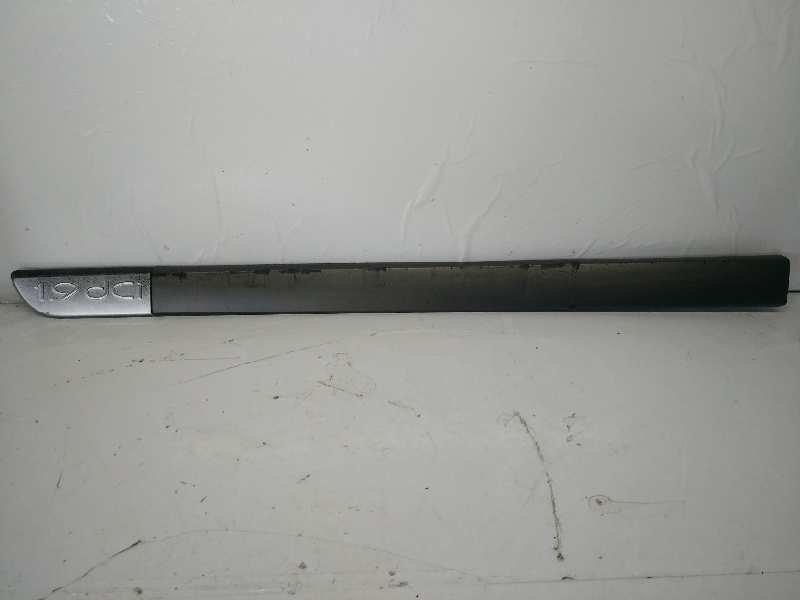 RENAULT SCENIC II MOLDURA 820013673