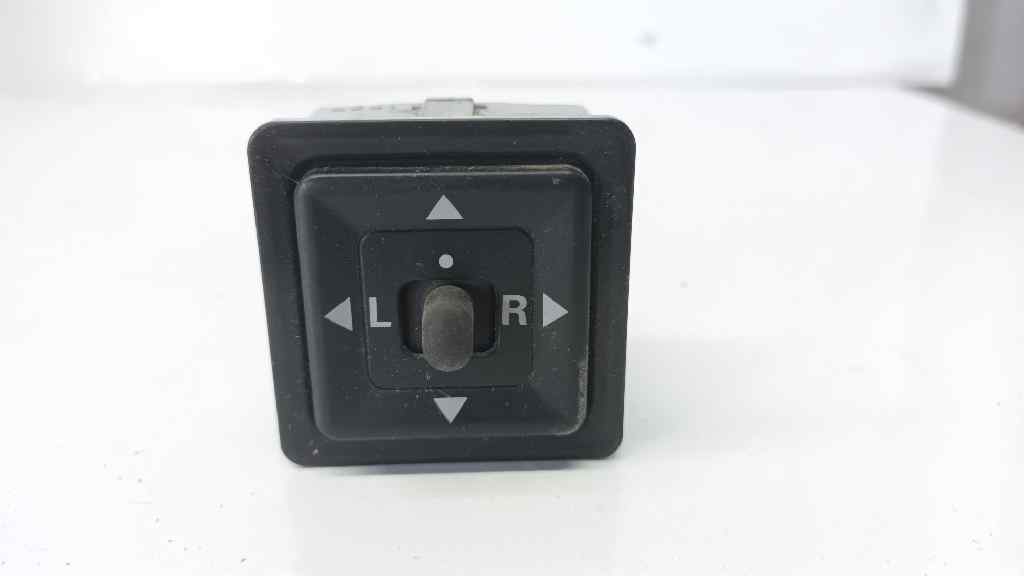 MITSUBISHI MONTERO (V20/V40) MANDO RETROVISOR  MB561810