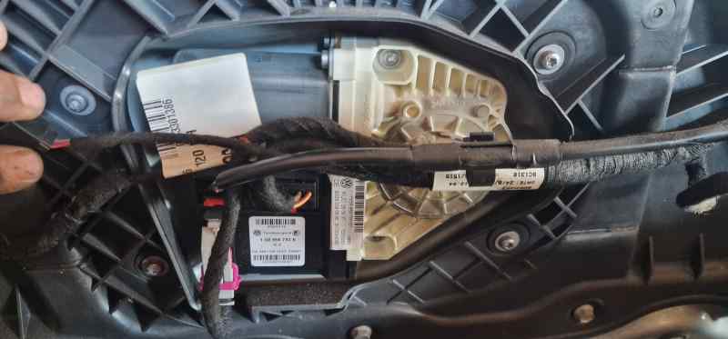 VOLKSWAGEN EOS (1F7) MOTOR ELEVALUNAS DELANTERO IZQUIERDO 1Q0959793B