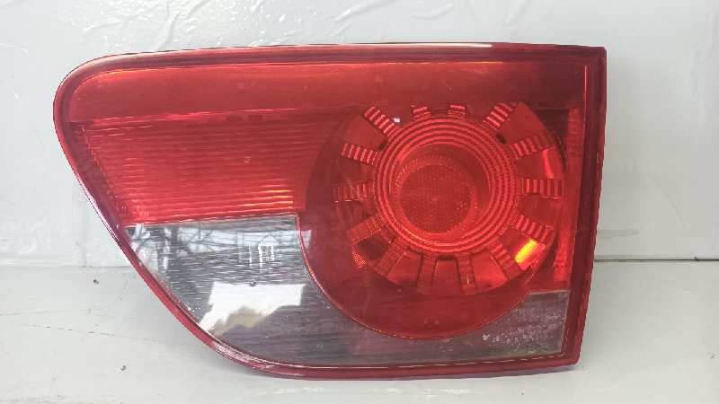 SEAT ALTEA XL (5P5) PILOTO TRASERO DERECHO 5P8945094D