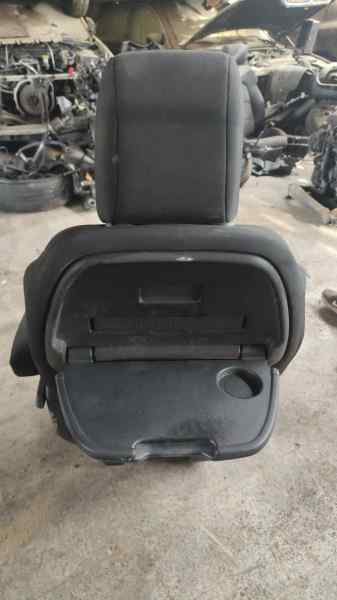 CITROEN SPACETOURER ASIENTO DELANTERO DERECHO 