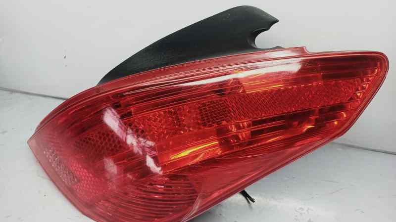 PEUGEOT 308 PILOTO TRASERO DERECHO 9680425680