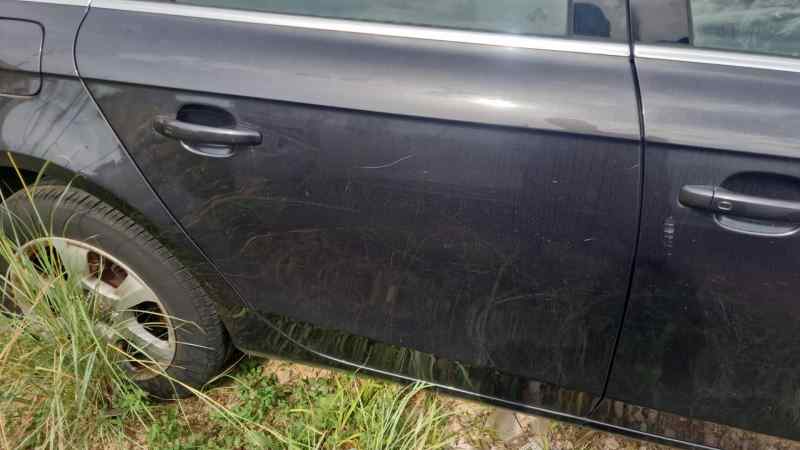 AUDI A4 BER. (B8) PUERTA TRASERA DERECHA 