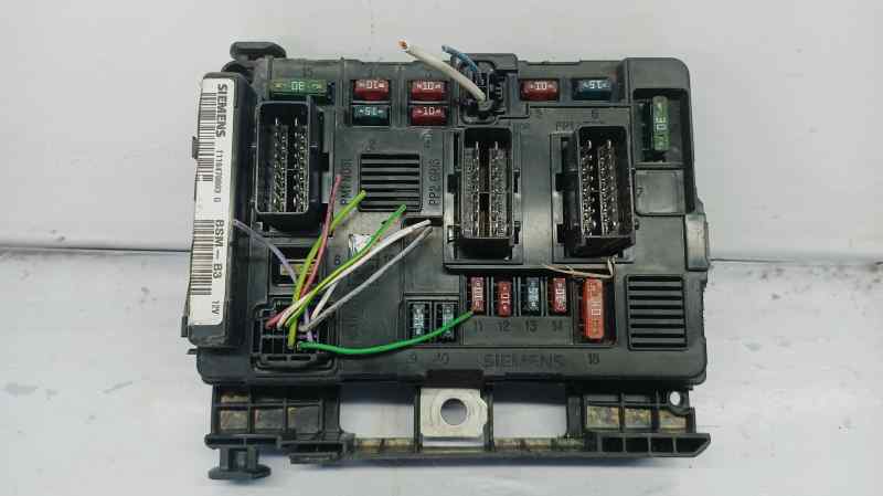 CITROEN C5 BERLINA CAJA RELES / FUSIBLES 9643498880