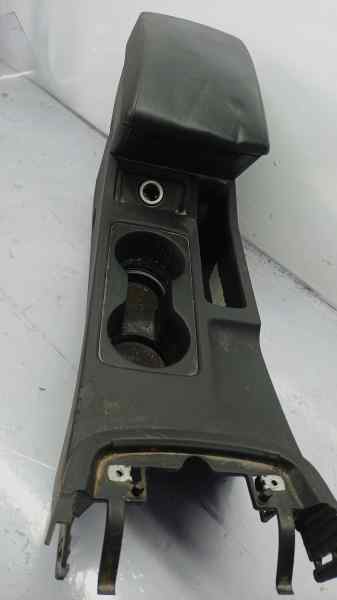 SEAT LEON ST (5F8) APOYABRAZOS CENTRAL 5F0858329A