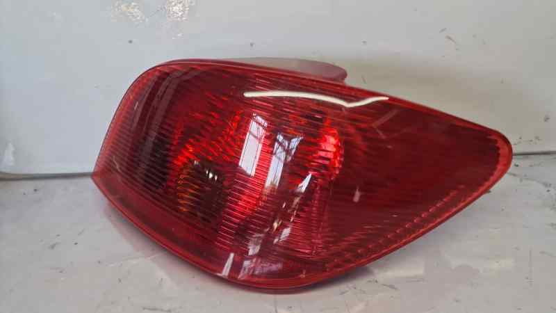 PEUGEOT 307 (S1) PILOTO TRASERO DERECHO 6351P3