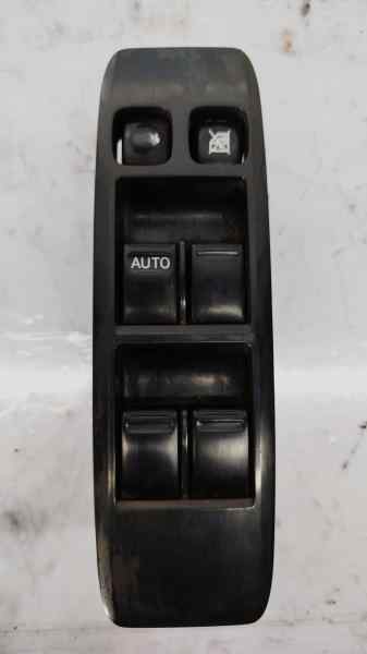 NISSAN PRIMERA BERLINA (P12) MANDO ELEVALUNAS DELANTERO IZQUIERDO 25401AV640