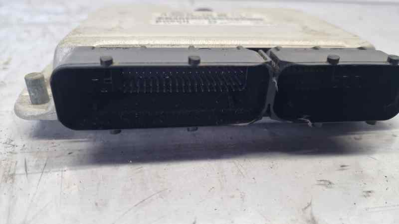 VOLKSWAGEN PASSAT BERLINA (3B3) CENTRALITA MOTOR UCE 038906019EH