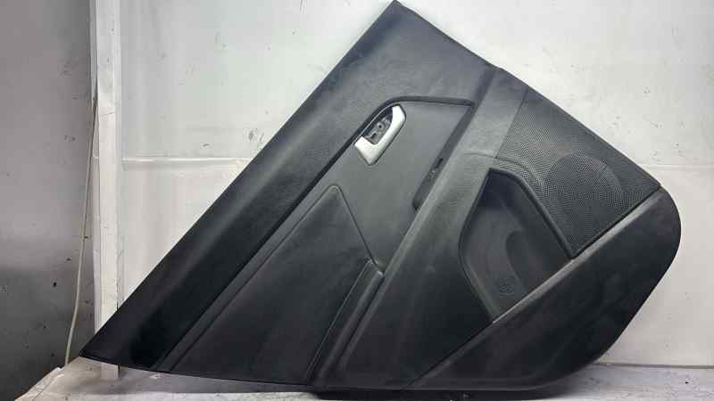 GUARNECIDO PUERTA TRASERA IZQUIERDA