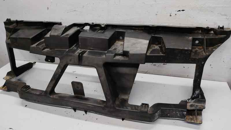 REFUERZO PARAGOLPES DELANTERO