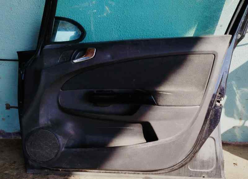 GUARNECIDO PUERTA DELANTERA DERECHA