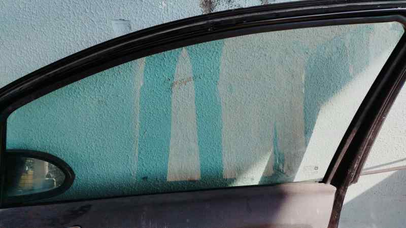 LUNA DELANTERA DERECHA