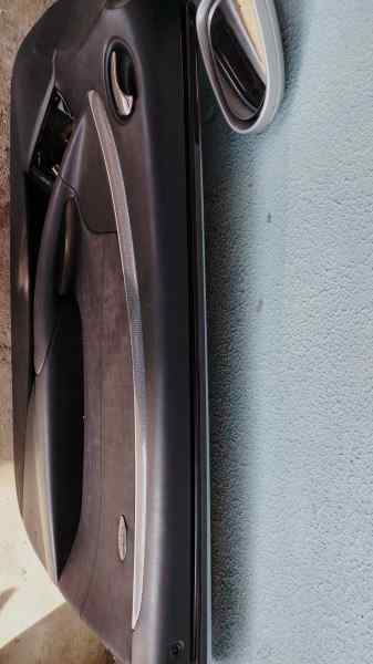 LUNA DELANTERA DERECHA