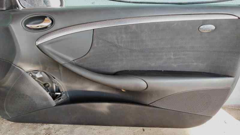 ELEVALUNAS DELANTERO DERECHO