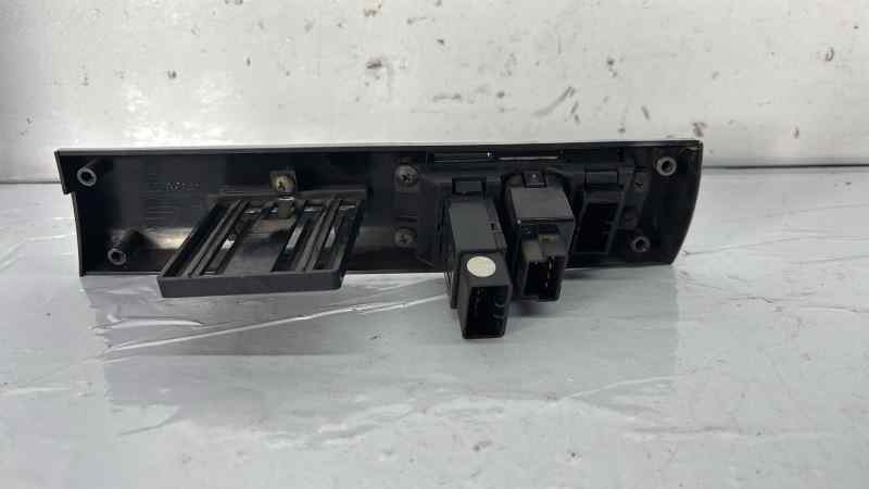 7667621000 MANDO LUCES SSANGYONG ACTYON