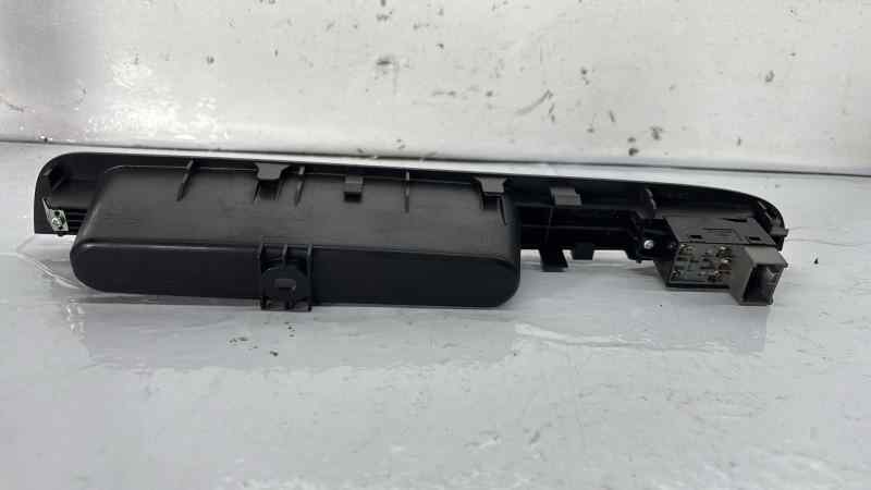 612W23860 MANDO ELEVALUNAS TRASERO IZQUIERDO SSANGYONG RODIUS