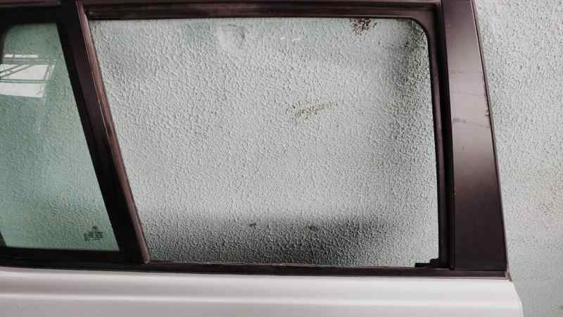 LUNA TRASERA DERECHA