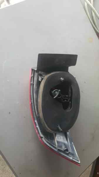 PILOTO TRASERO DERECHO