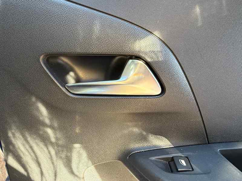 MANETA INTERIOR TRASERA DERECHA