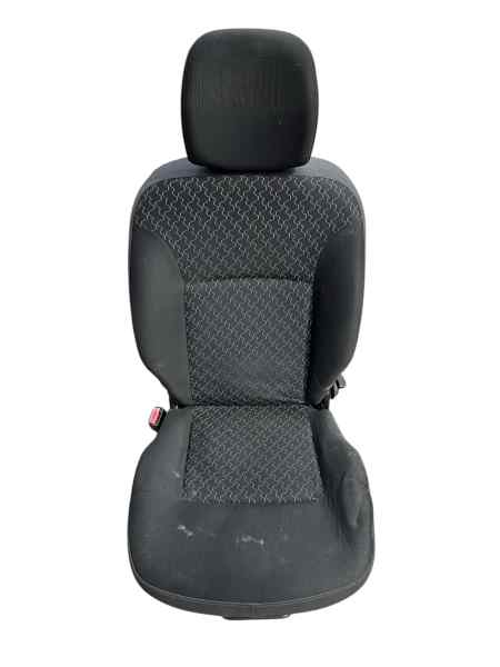 ASIENTO DELANTERO IZQUIERDO