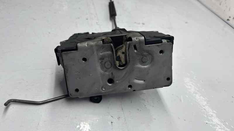 CERRADURA PUERTA DELANTERA DERECHA