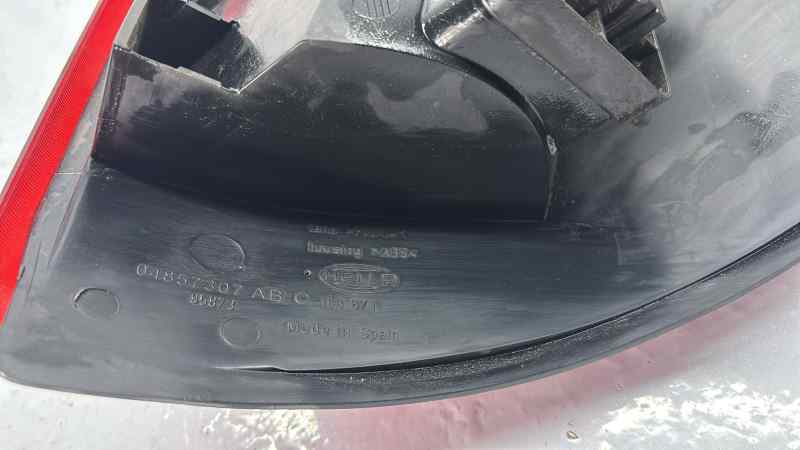 04857307AB PILOTO TRASERO IZQUIERDO CHRYSLER GRAND VOYAGER