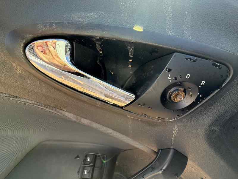 MANETA INTERIOR DELANTERA IZQUIERDA