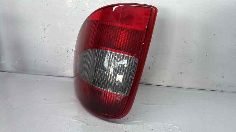 PILOTO TRASERO DERECHO