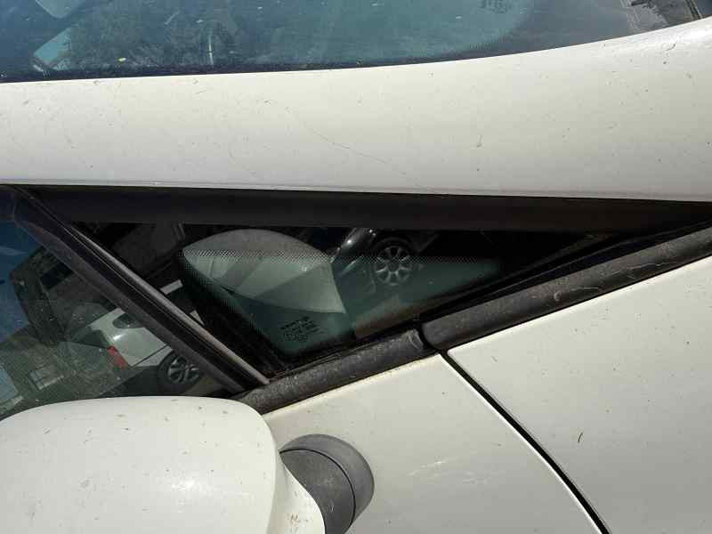 LUNA CUSTODIA DELANTERA DERECHA