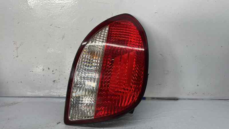 PILOTO TRASERO DERECHO