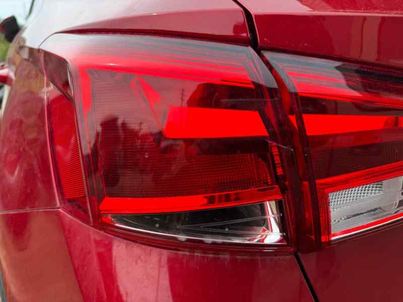 PILOTO TRASERO IZQUIERDO